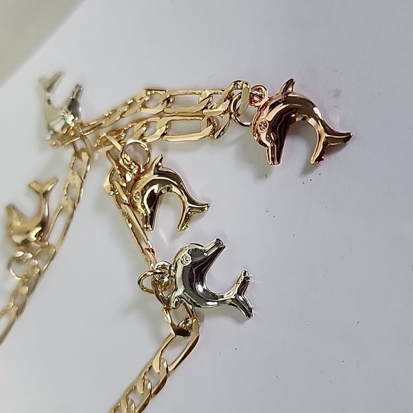 Tricolor Gold Stainless Steel Ankle Bracelet with Dolphin Charms New - Picture 6 of 6